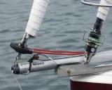 Spi asymétrique sur emmagasineur Selden. Le spi est enroulé sur le tambour, prêt à être déployé.
