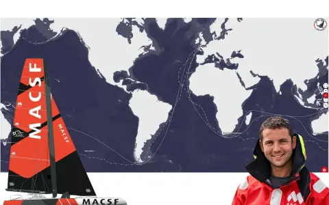 Guirec Soudée et sa cartographie de ses voyages autour du monde, avec son bateau MACSF et une carte du monde.